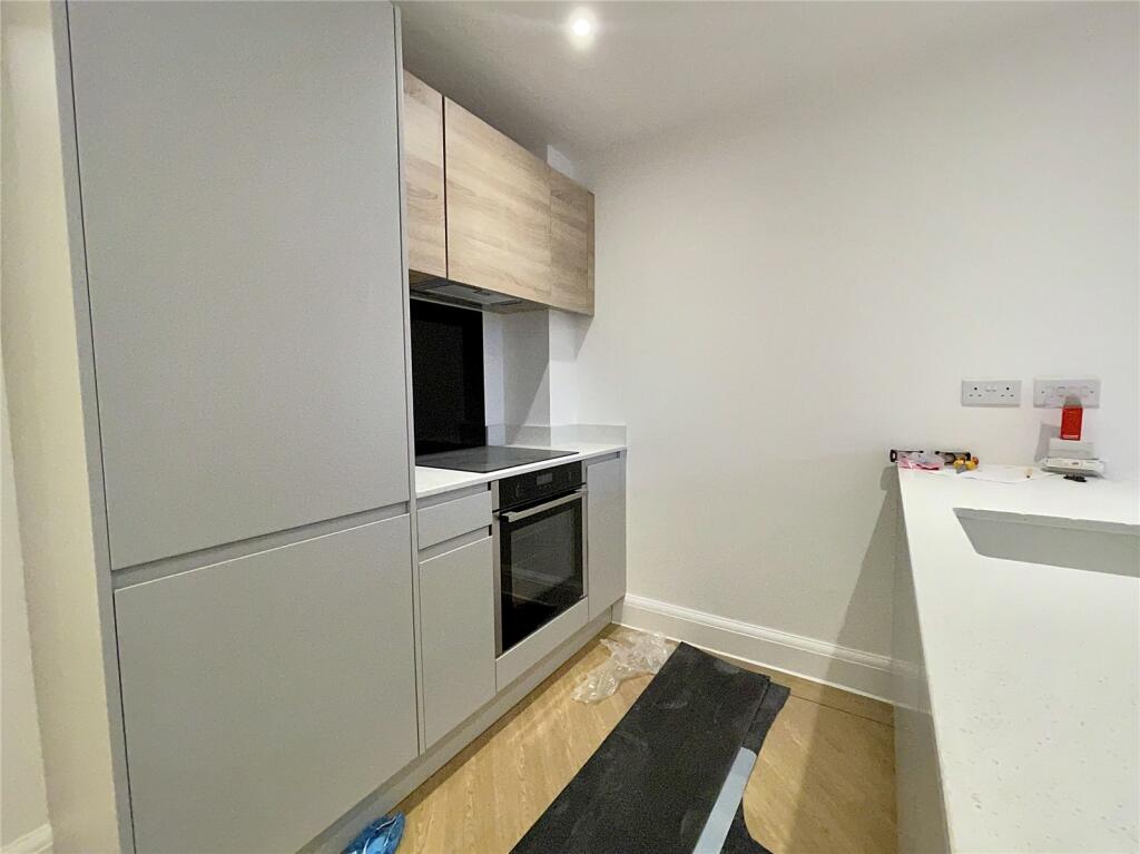 Additional image 5 of 121a North Road, Poole, Dorset, BH14