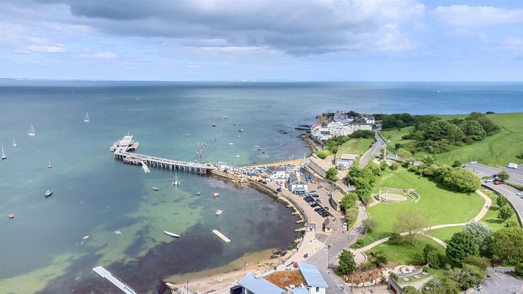 Additional image 29 of Flat and Shop, High Street