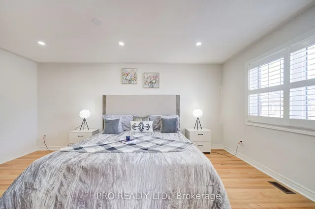 Additional image 24 of 566 Bessborough Dr