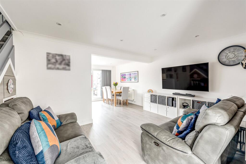 Additional image 10 of Willow Crescent, Worthing, West Sussex, BN13