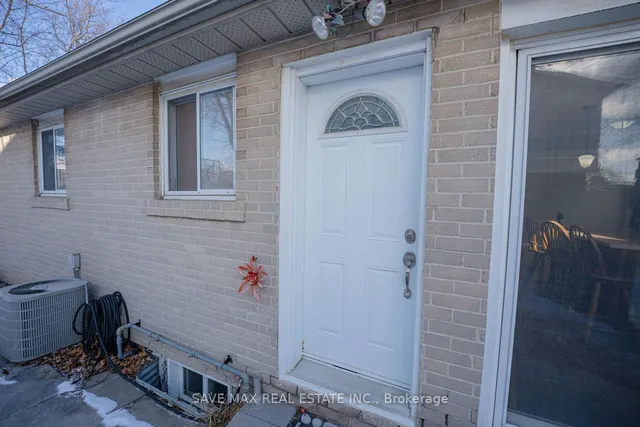 Additional image 20 of 102 SUTHERLAND Ave