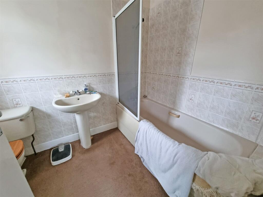 Additional image 11 of Barrs Avenue, New Milton, Hampshire, BH25