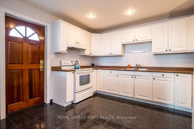 Additional image 11 of 136 Dundurn St