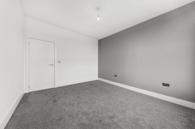 Additional image 12 of South Parade, Cleckheaton