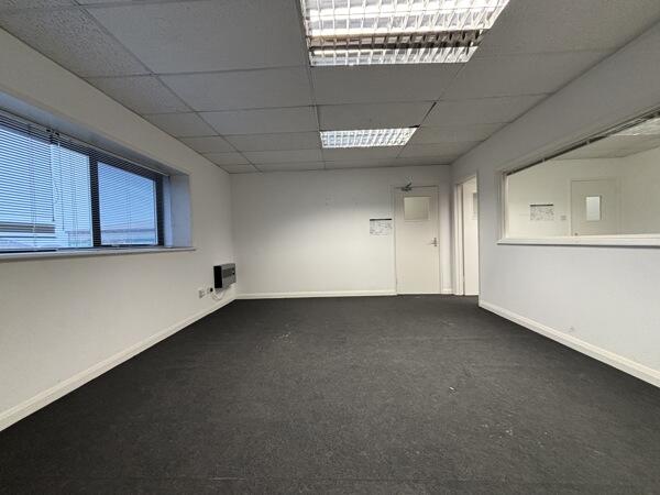Additional image 5 of Unit 4 Cyril Richings Business Centre, 202-210 Brighton Road, Shoreham BN43 6RJ
