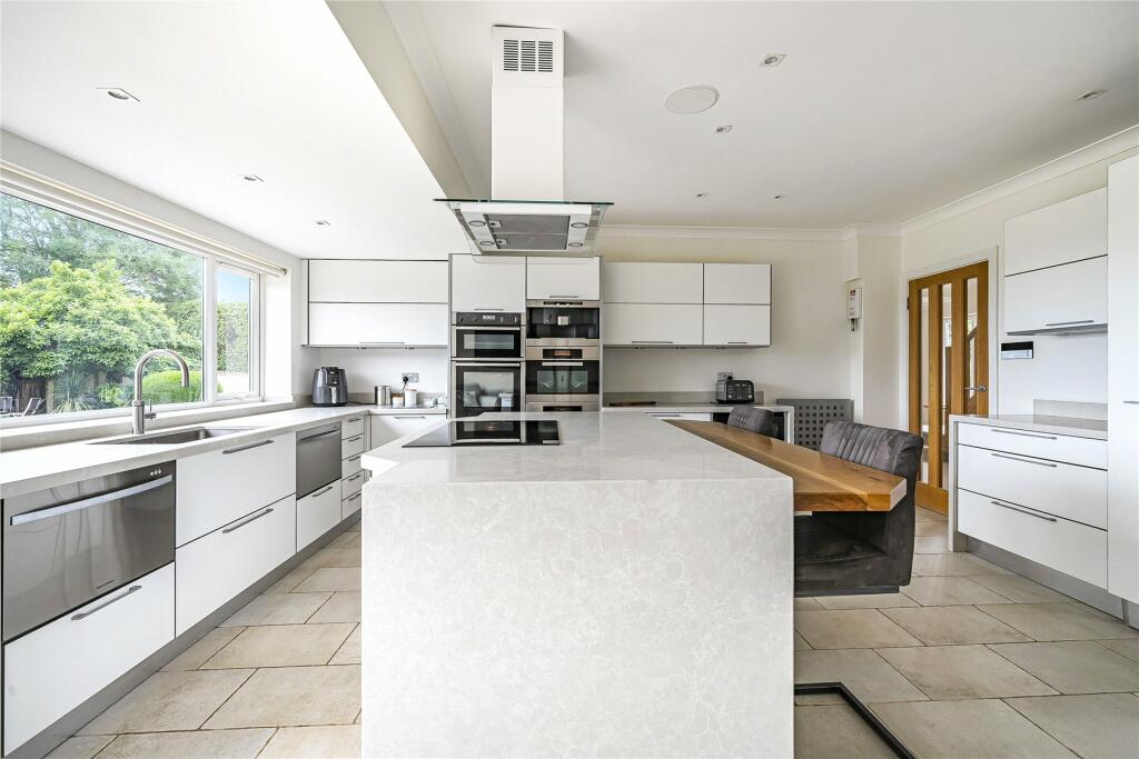 Additional image 43 of Barton Common Road, Barton On Sea, Hampshire, BH25