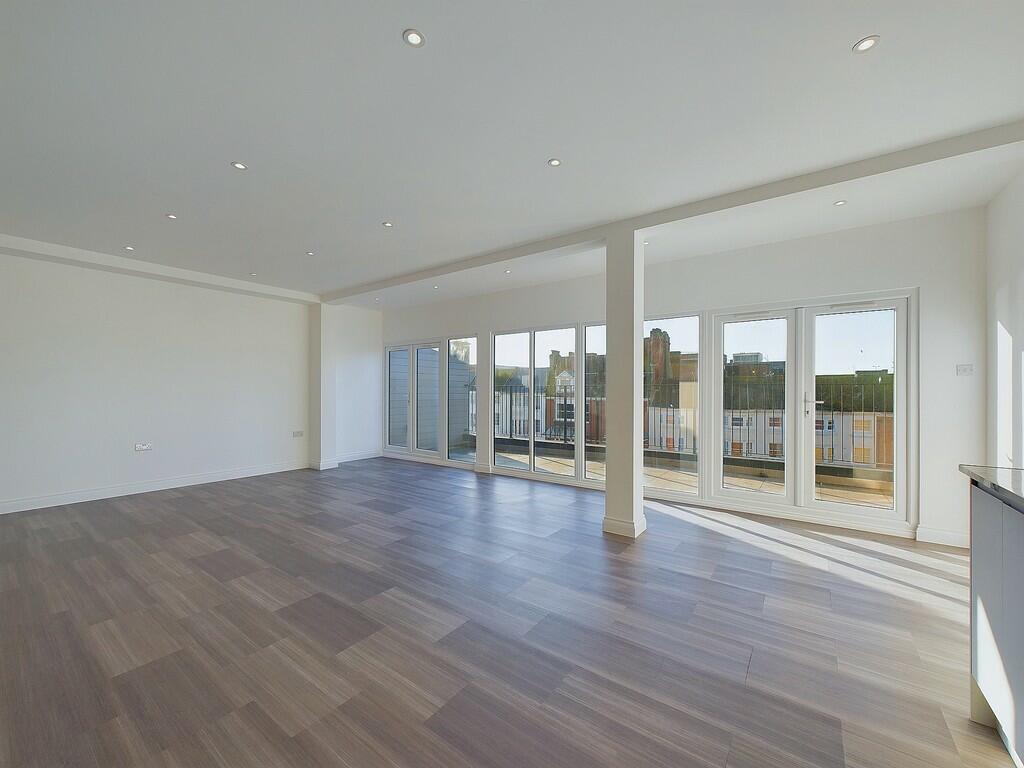 Additional image 7 of Oceanview Heights, Montague Place, Worthing, BN11 3FU