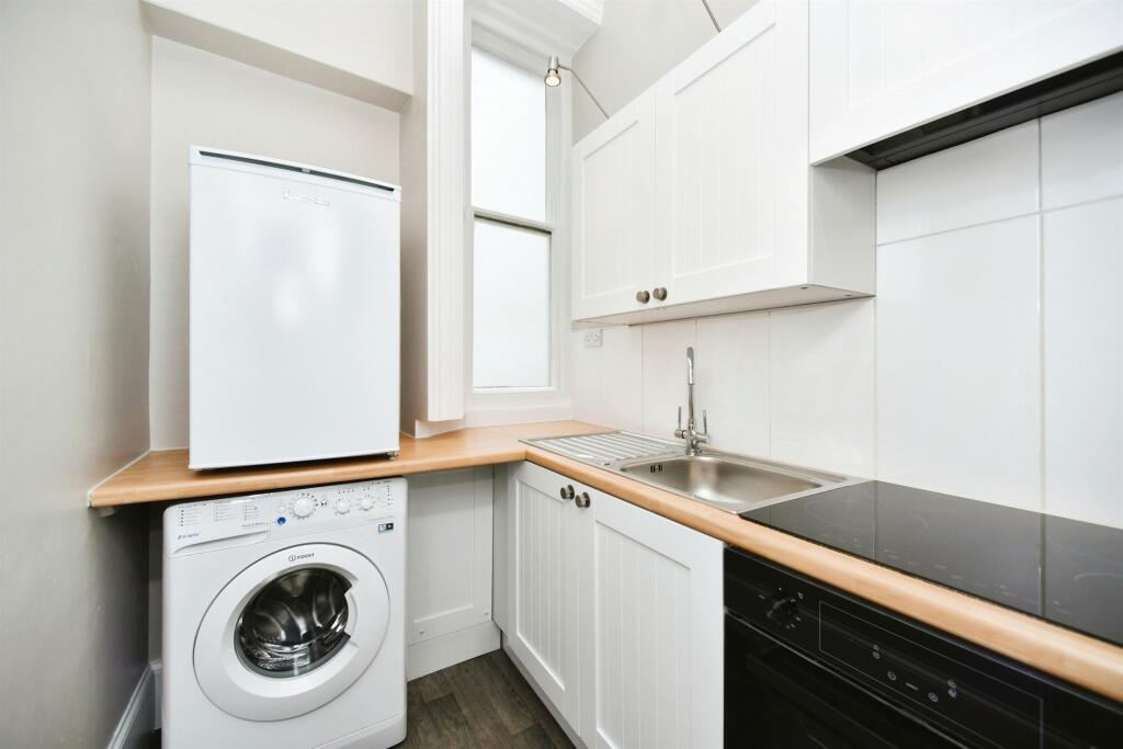 Additional image 4 of Lewes Crescent, Brighton