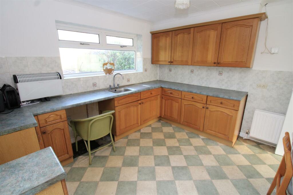 Primary image of Whiteways Close, Littlehampton