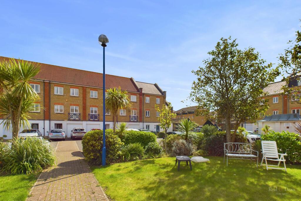 Additional image 29 of The Piazza, Sovereign Harbour