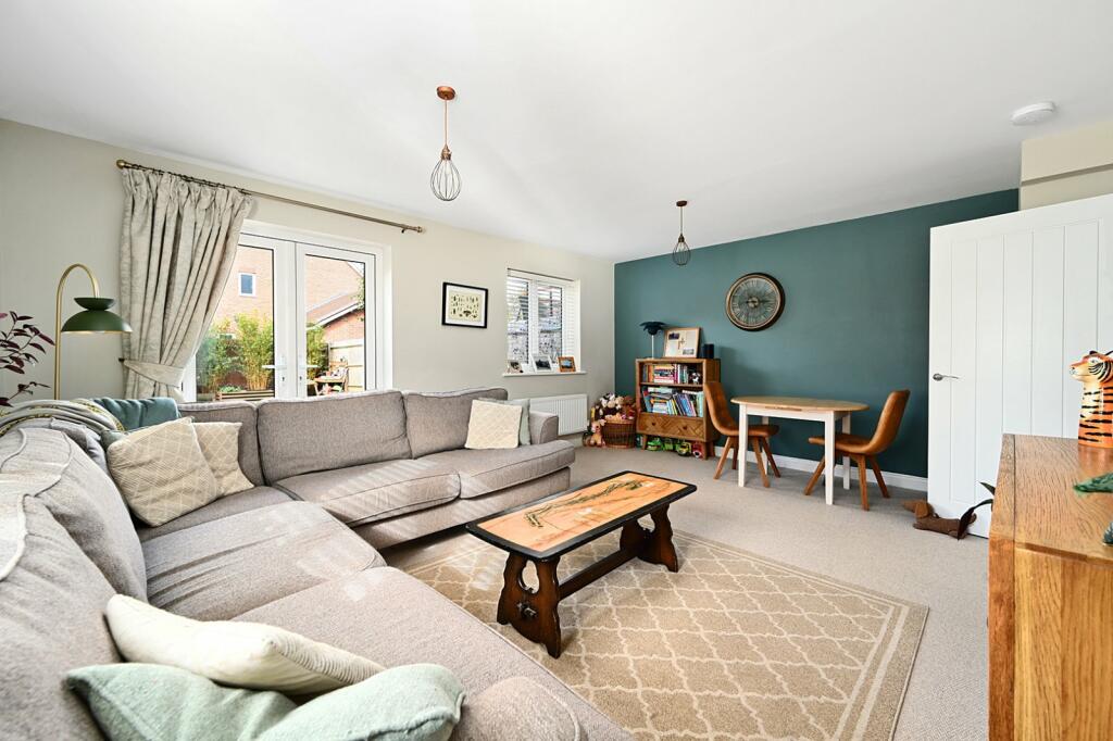 Additional image 29 of Longshore Drive, Shoreham, BN43