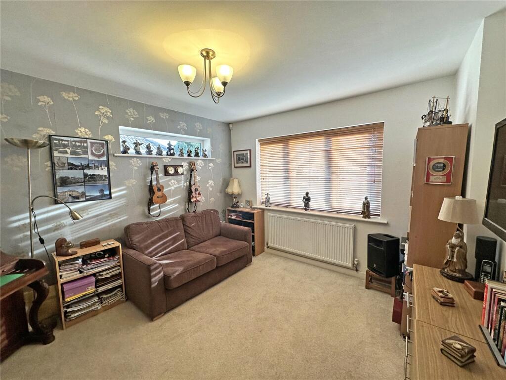 Additional image 12 of Beechwood Avenue, New Milton, Hampshire, BH25
