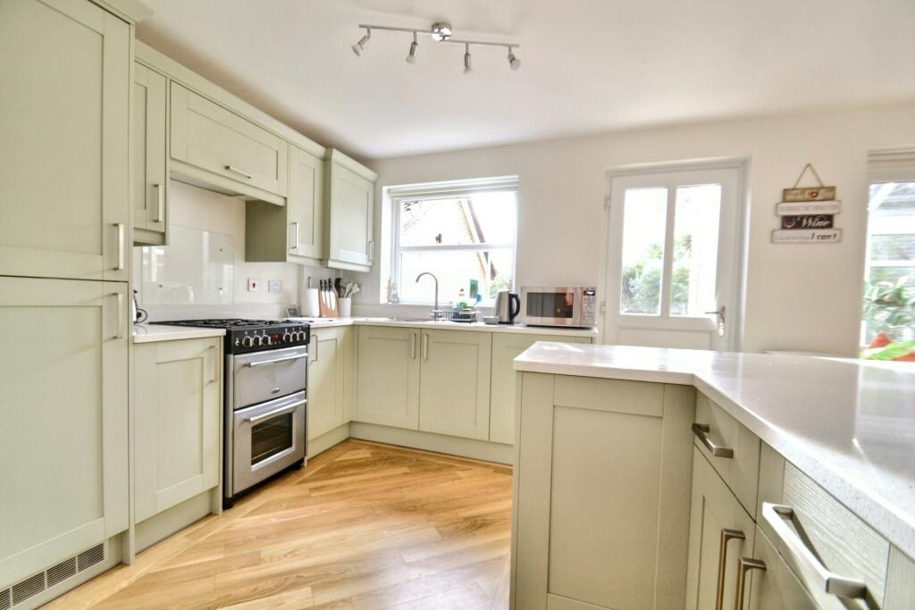 Additional image 5 of Broadstone