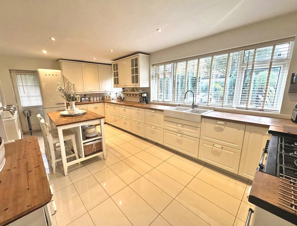 Additional image 5 of Dial Close, Bransgore, Christchurch, Hampshire, BH23