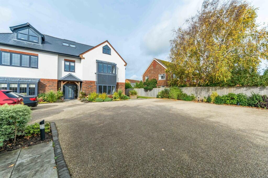 Additional image 30 of Woodlands Avenue, Rustington