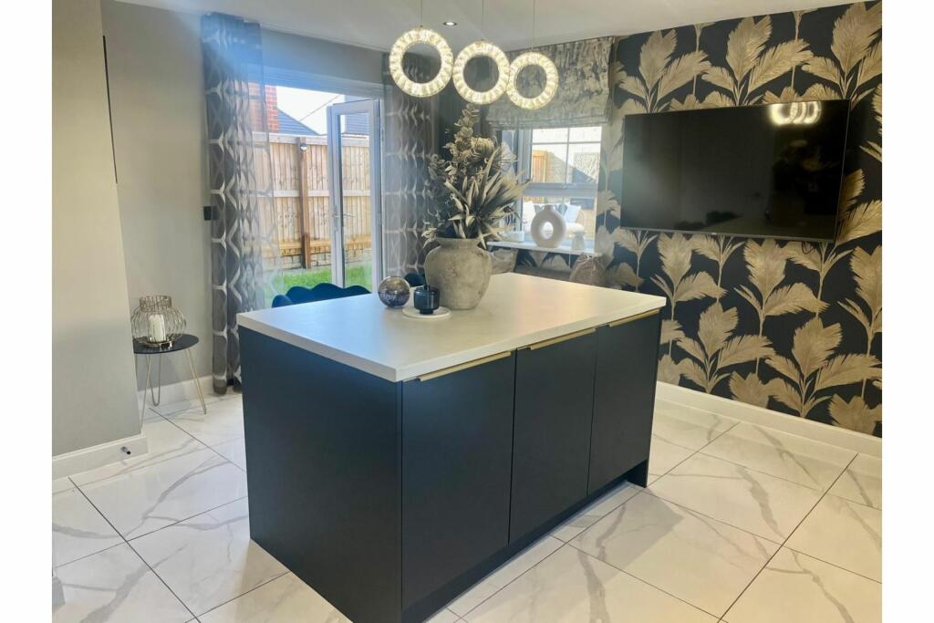 Additional image 3 of Clifford Drive, Bury, BL9