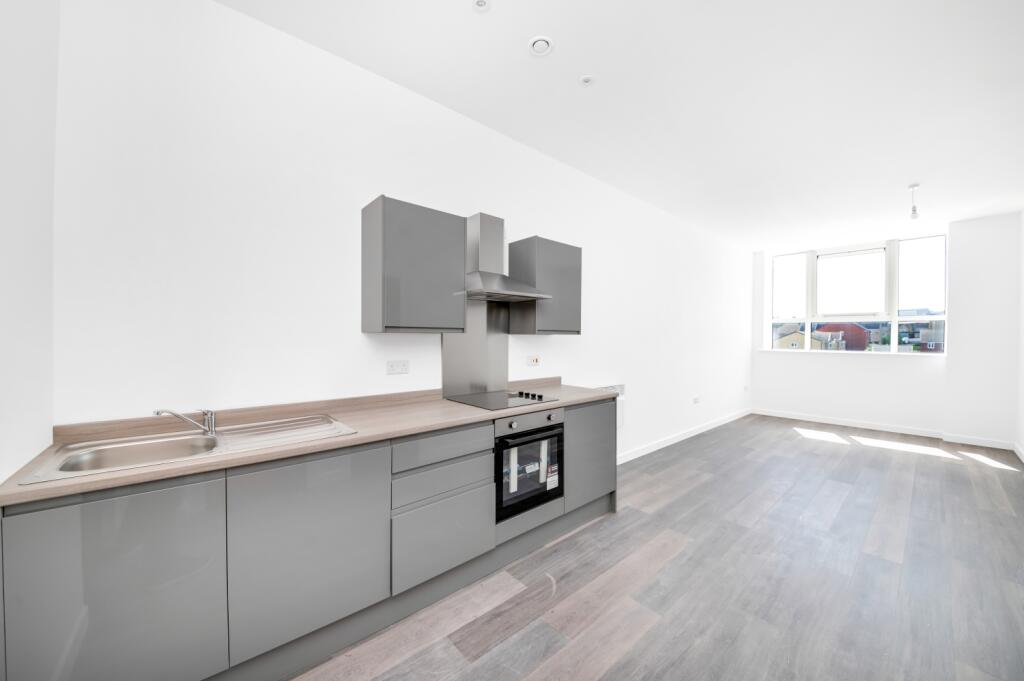 Additional image 2 of Card House, Bingley Road, Bradford, BD9 6FG