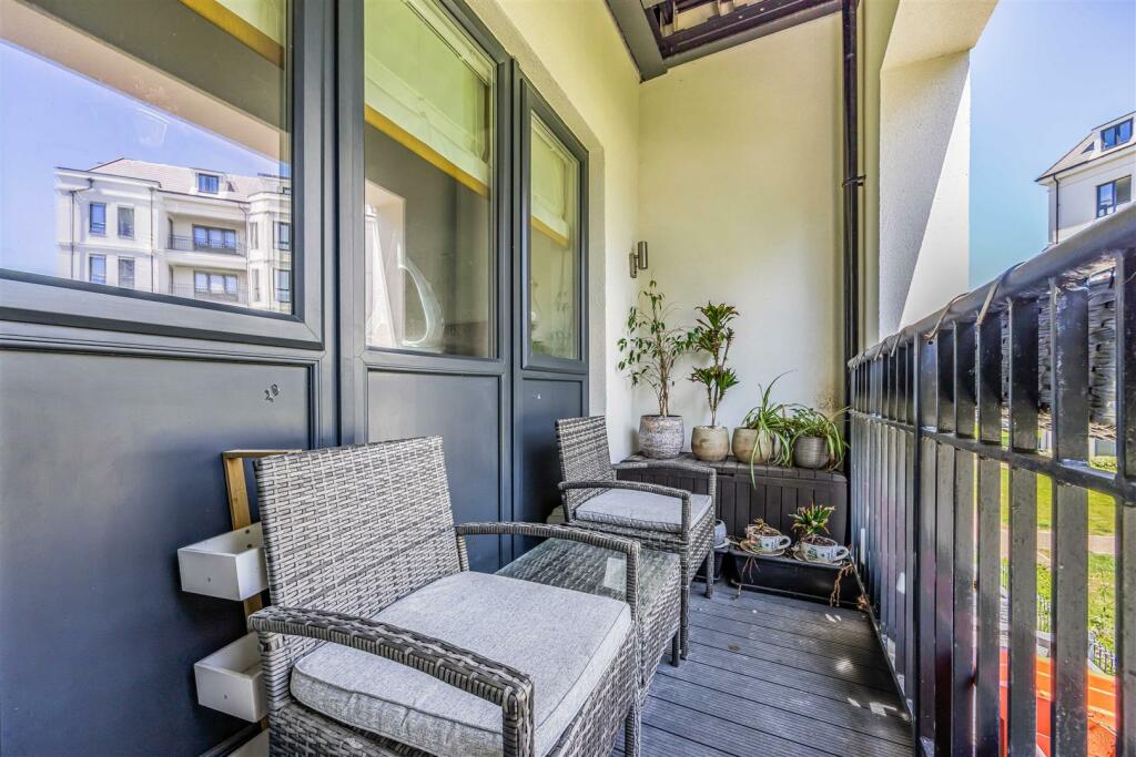 Additional image 19 of West Cliff Road, Bournemouth