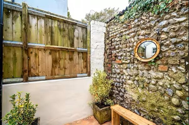 Additional image 3 of Upper Rock Gardens Brighton BN2
