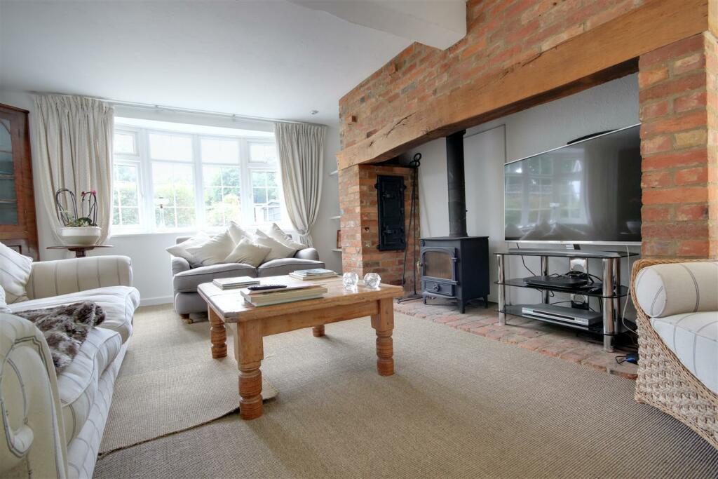 Additional image 29 of Lester Square, Burley,