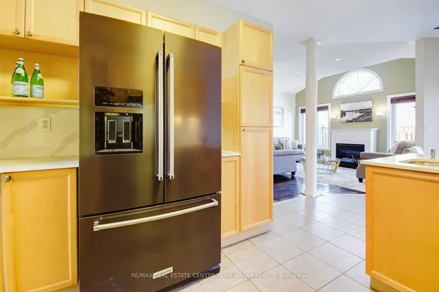 Additional image 16 of 595 Warhol Way