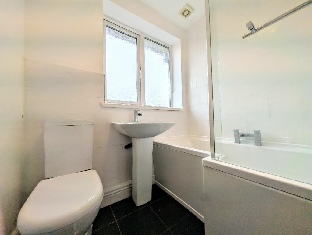 Additional image 3 of Philips Avenue, Farnworth, Bolton