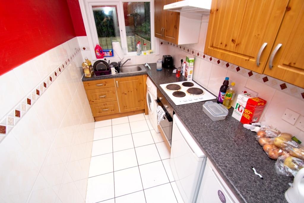 Additional image 8 of Student house on St Lukes Road - SEE VIDEO TOUR