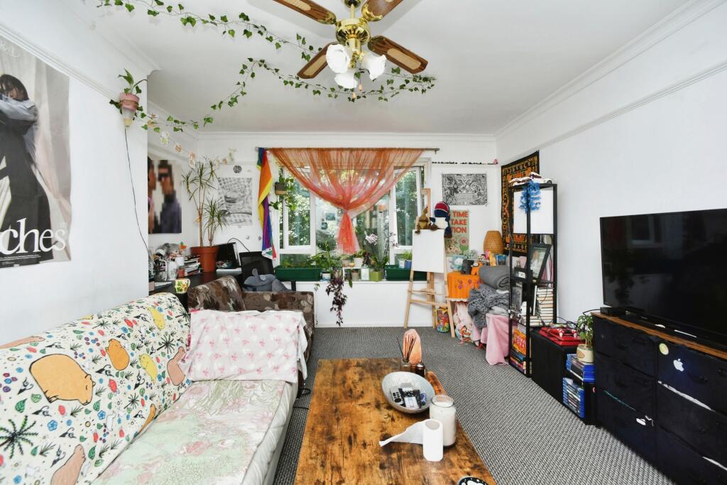 Additional image 4 of Horton Road, Brighton, BN1