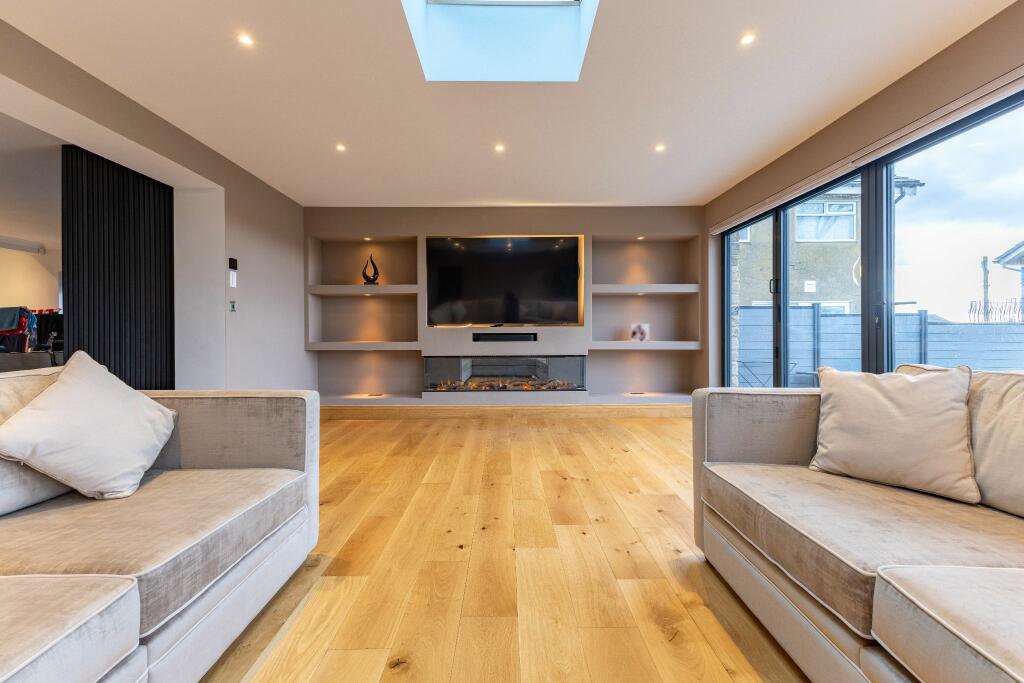 Additional image 12 of Westfield Lane, Wyke, BD12 9BY