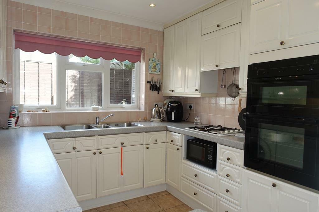 Additional image 3 of The Chase, Findon