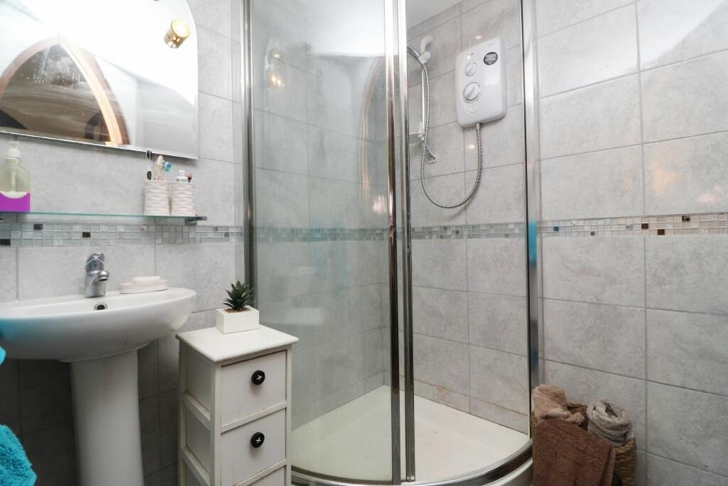 Additional image 24 of Lace Cottage, Hollymount Lane, Greenmount, BL8