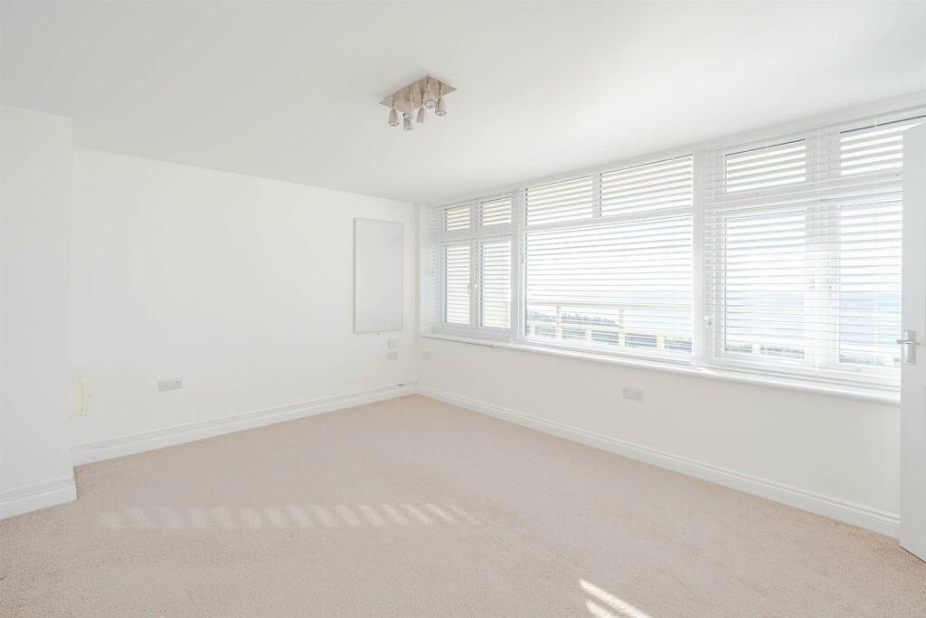 Additional image 11 of Boscombe Cliff Road, Bournemouth