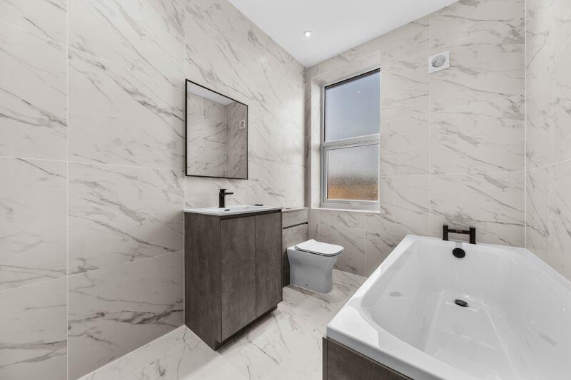 Additional image 22 of South Parade, Cleckheaton