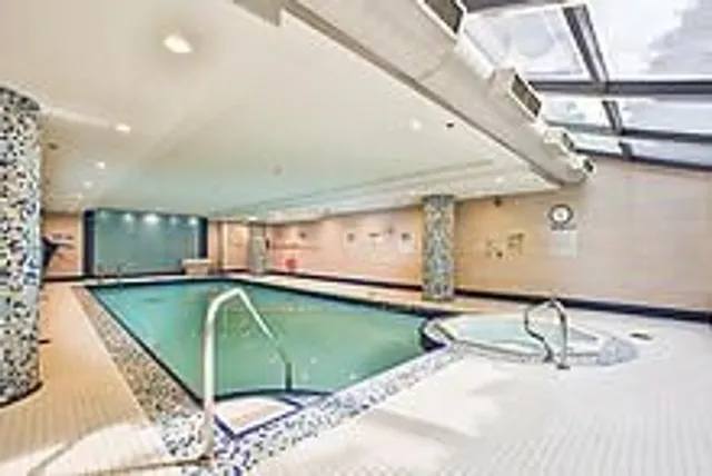 Additional image 12 of 9 Burnhamthorpe Cres Unit 401