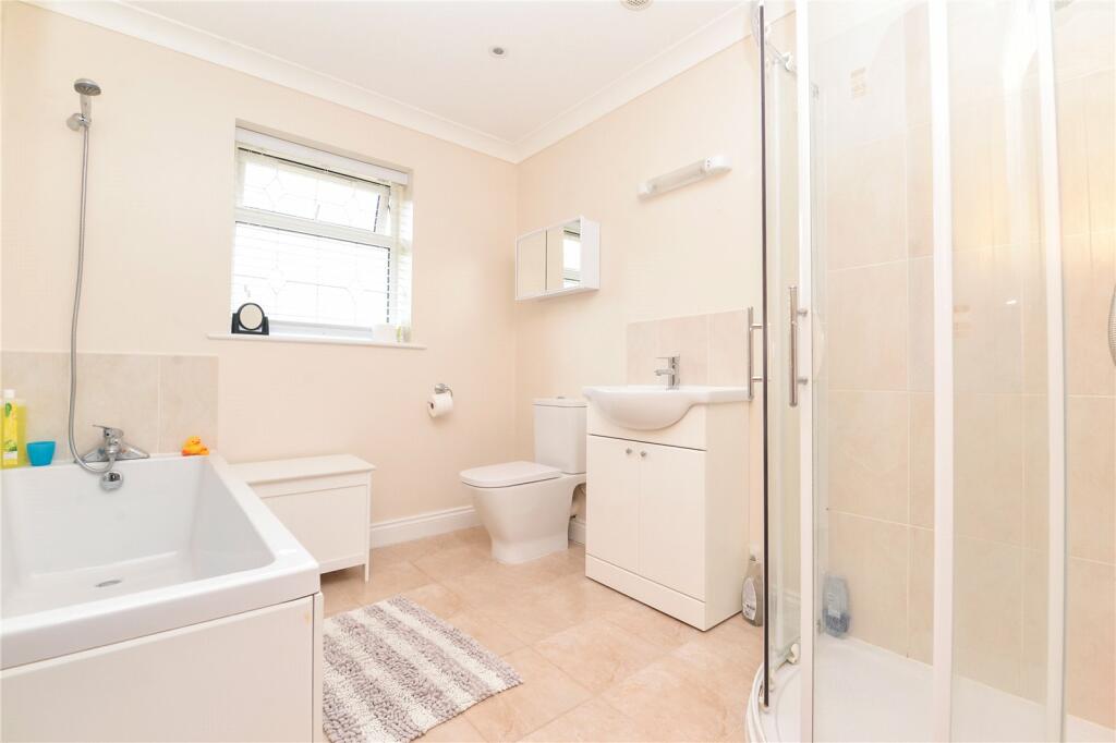 Additional image 8 of Avenue Road, New Milton, Hampshire, BH25