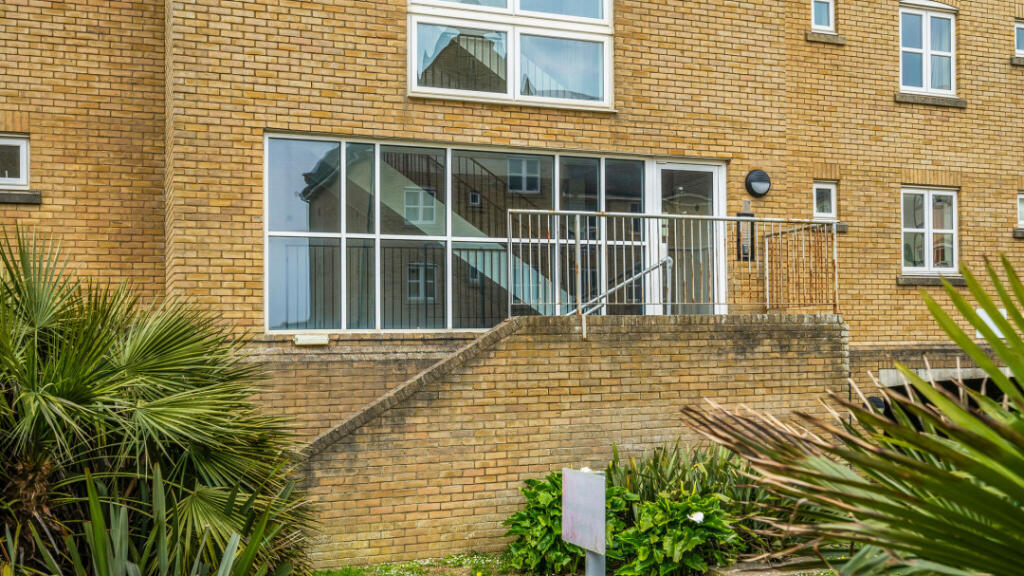 Additional image 10 of Harriet Place, Shoreham-By-Sea, BN43 5PG