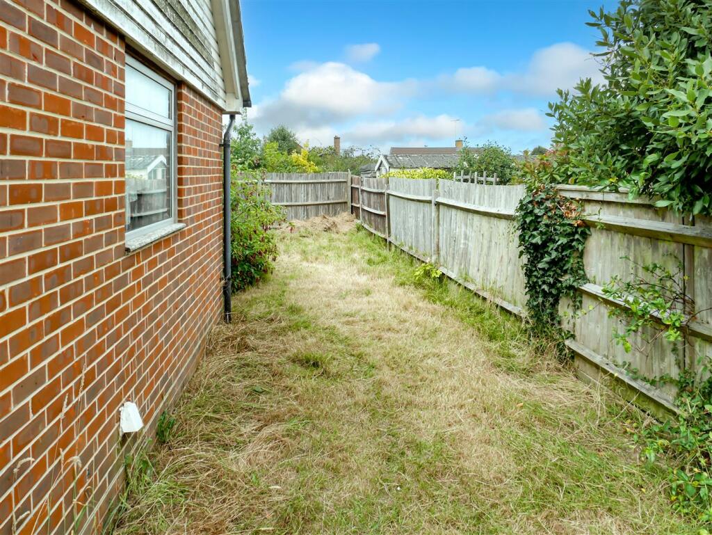 Additional image 14 of Parham Close, Littlehampton