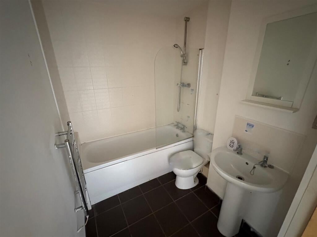 Additional image 5 of Highgate Mill Fold, Queensbury, Bradford