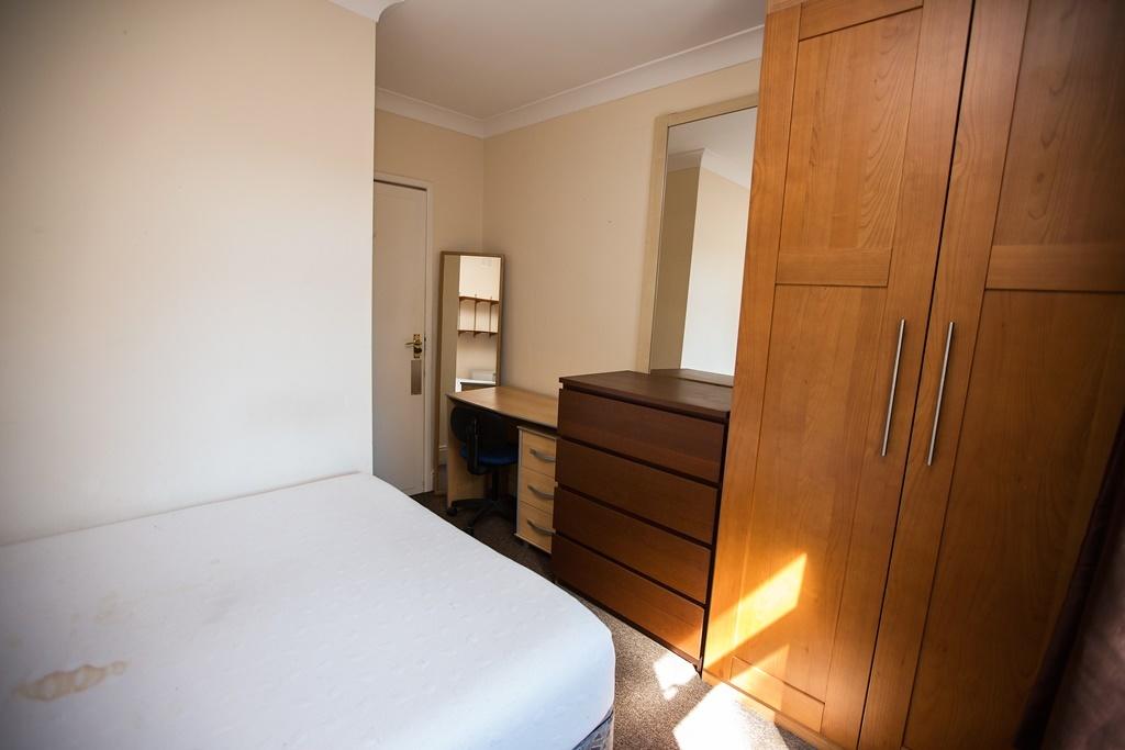 Additional image 11 of PREMIER Student House Winton