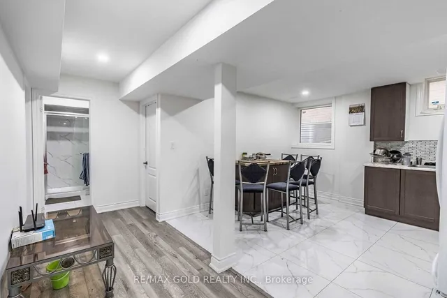 Additional image 36 of 2 Lackington St