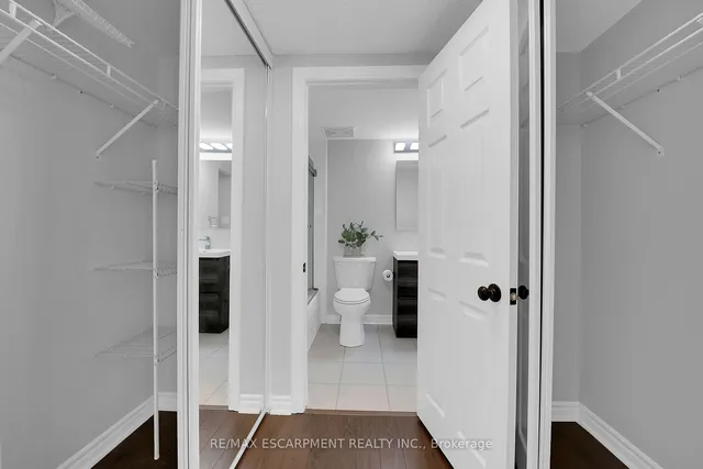 Additional image 23 of 1701 Lampman Ave Unit 404