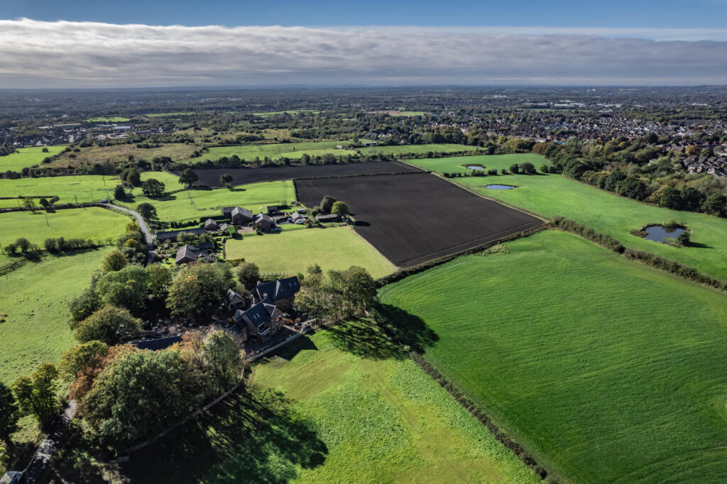 Additional image 16 of Green Gables, Green Common Lane,, Westhoughton, Bolton, Greater Manchester, BL5 3BN