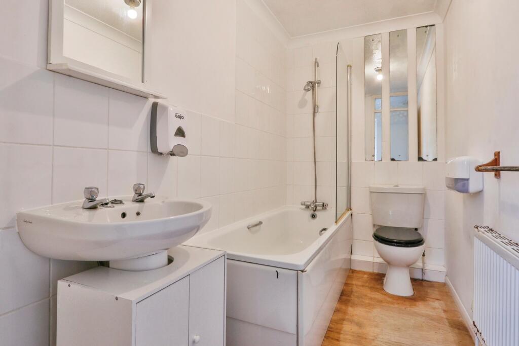 Additional image 11 of Bramshaw Gardens, THROOP, Bournemouth, Dorset, BH8