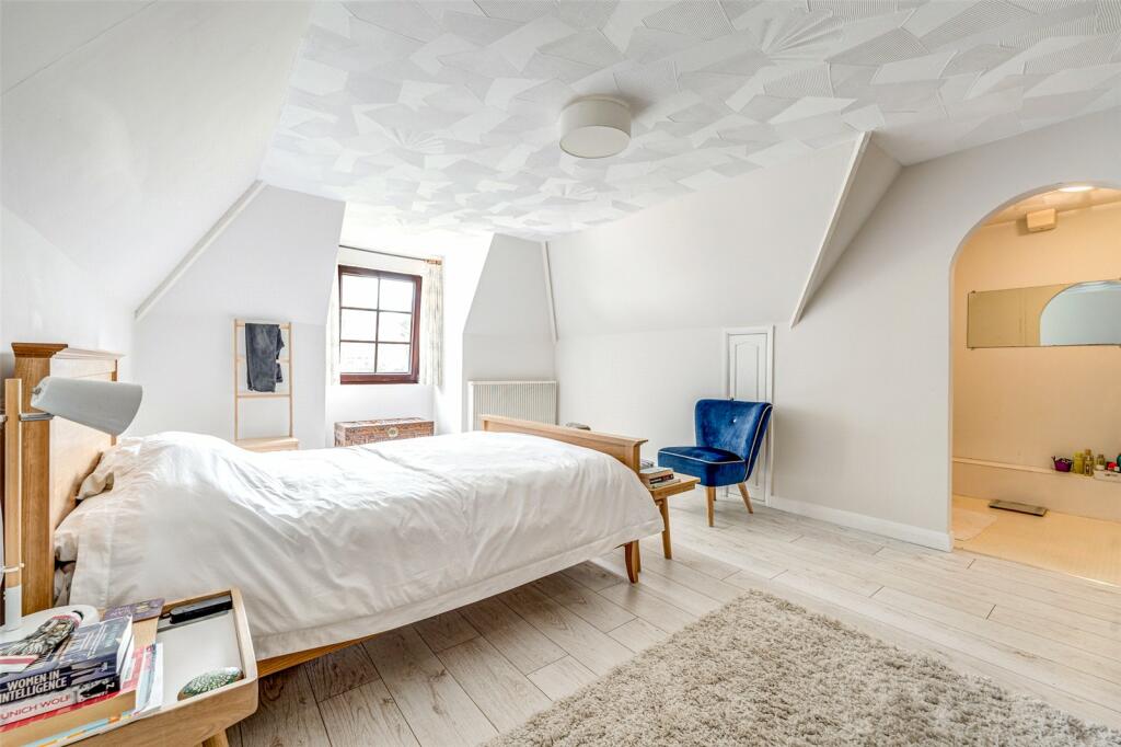 Additional image 12 of Toddington Lane, Littlehampton, West Sussex, BN17