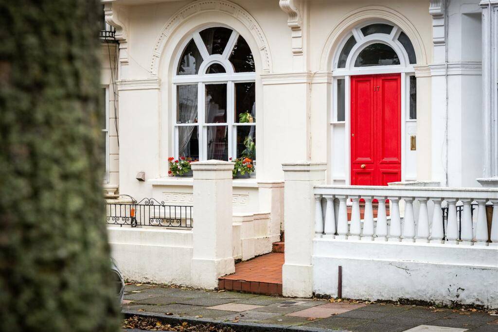 Additional image 15 of Compton Avenue, Brighton
