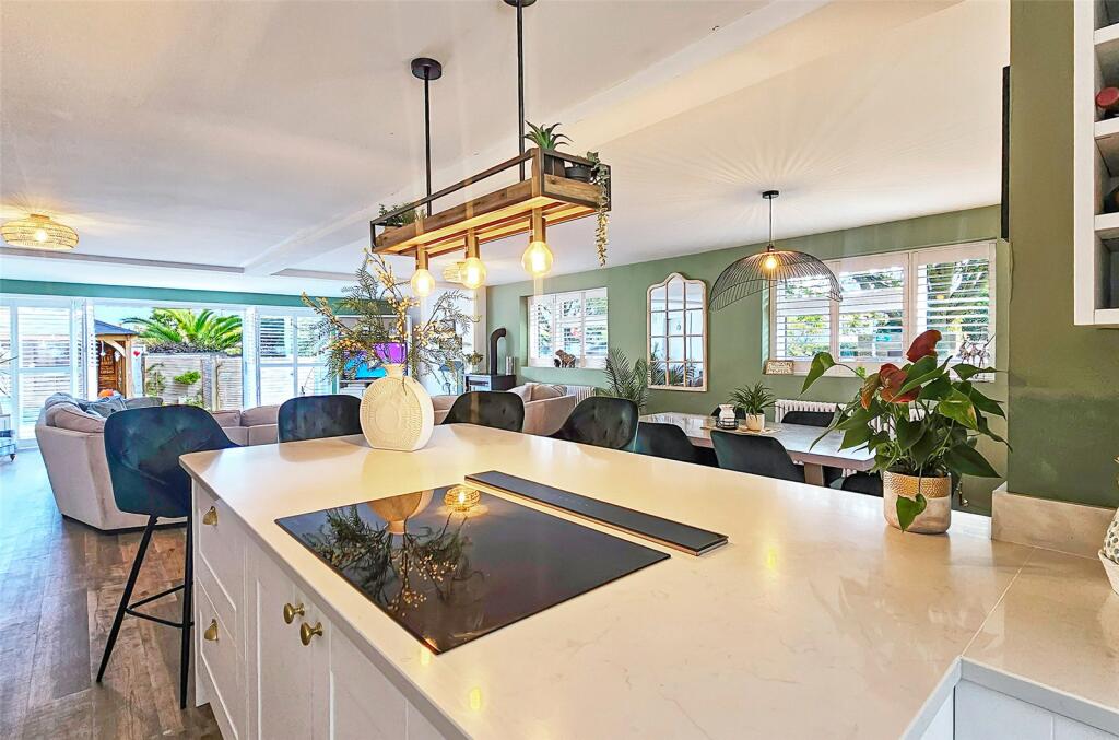 White Horses Way, Littlehampton, West Sussex