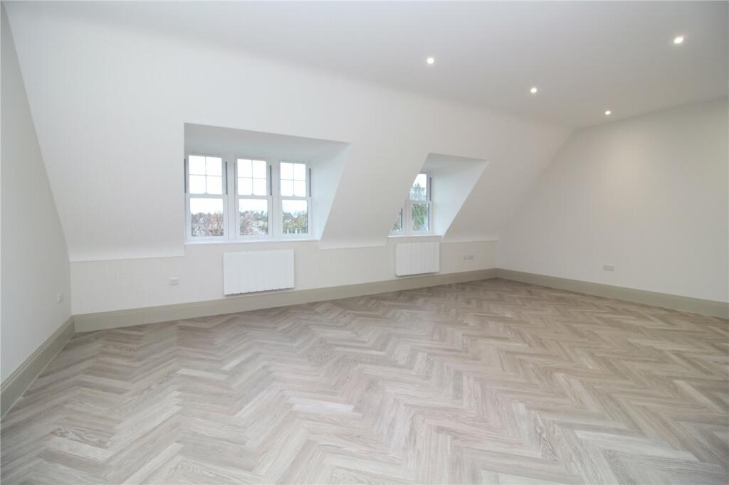 Additional image 2 of Chewton Farm Road, Highcliffe, Dorset, BH23