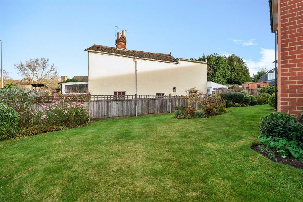 Additional image 8 of Bennett Lodge, Wimborne