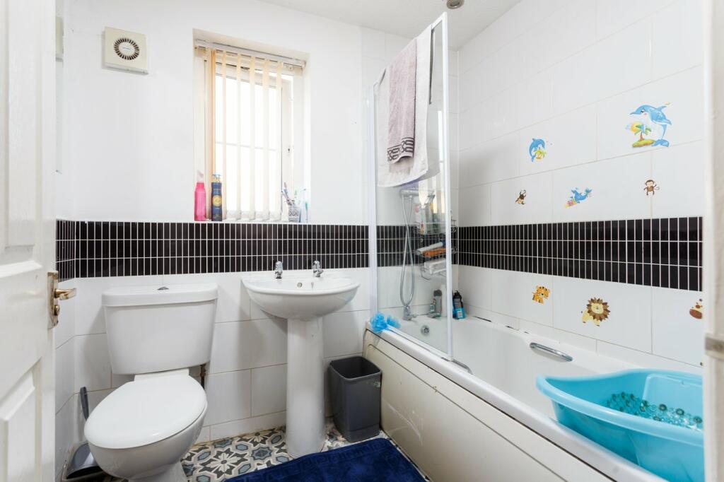 Additional image 7 of Holme Bank Close, Bradford, BD4