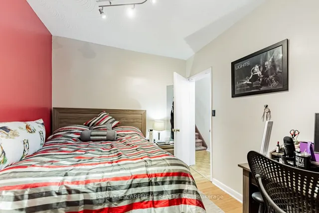 Additional image 12 of 11 Alma Ave